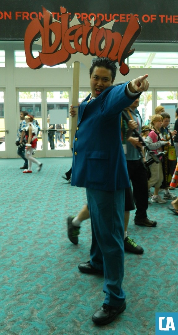 cosplay-phoenix-wright-sdcc2012