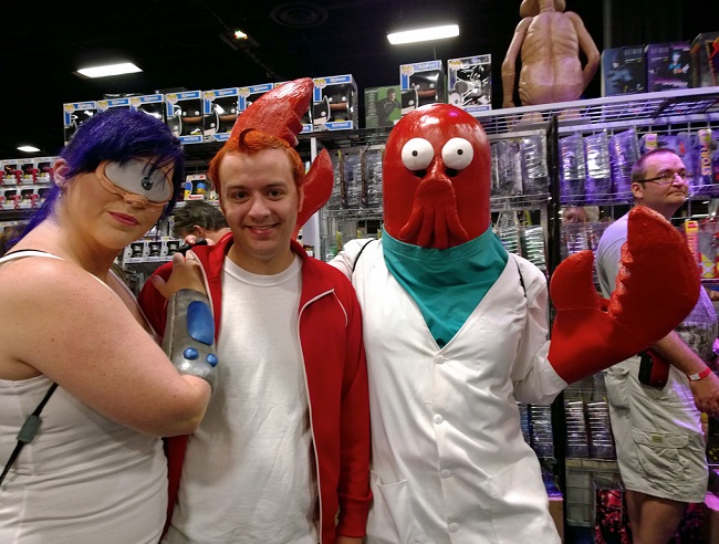 cosplay-futurama-leela-fry-and-zoidberg